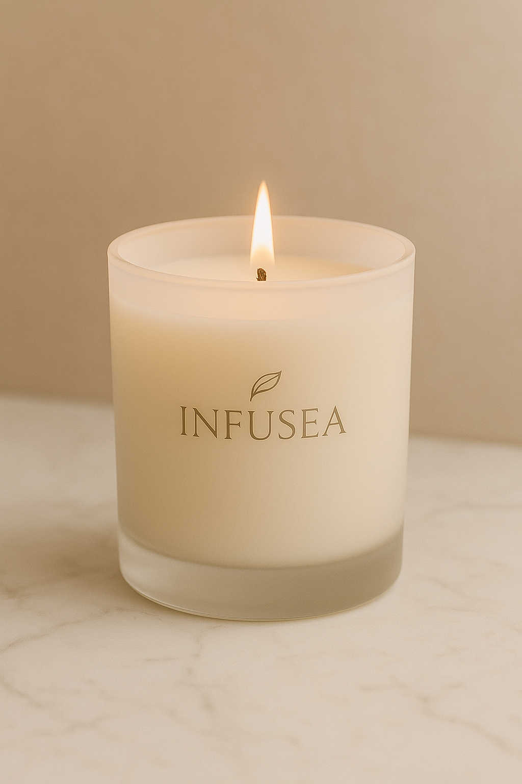 Bougie parfumée Infusea – Fleur blanche & bois ambré